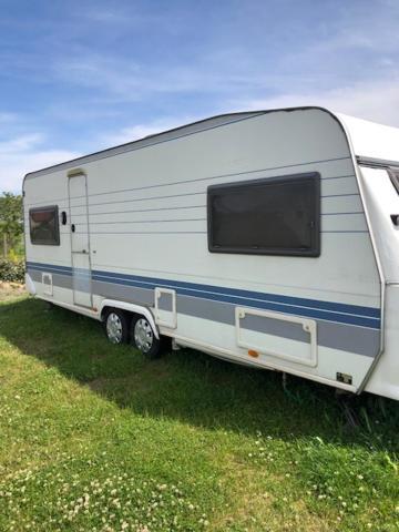 Mobilheimy Camp Dlouha Mile Hotell Rozmital pod Tremsinem Exteriör bild